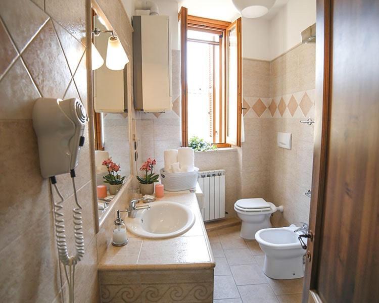 Palazzo Le Muse Apartments Bevagna Esterno foto