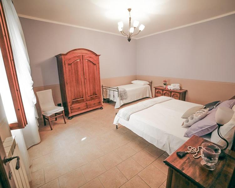 Palazzo Le Muse Apartments Bevagna Esterno foto